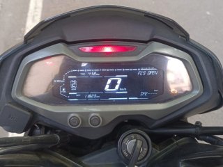 2024-ns-200-showroom-condition-clear-document-ct