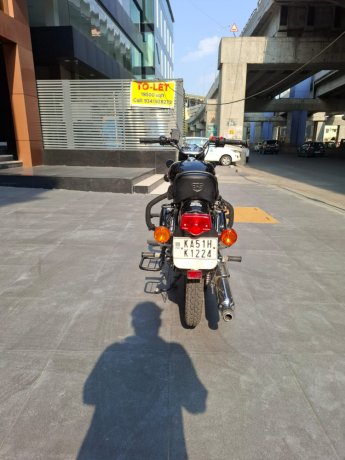 royel-enfield-classic-bullet-350x-showroom-condition-clear-document-big-0
