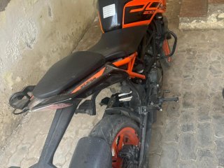 ktm-duke-200-excellent-condition-clear-document-ct