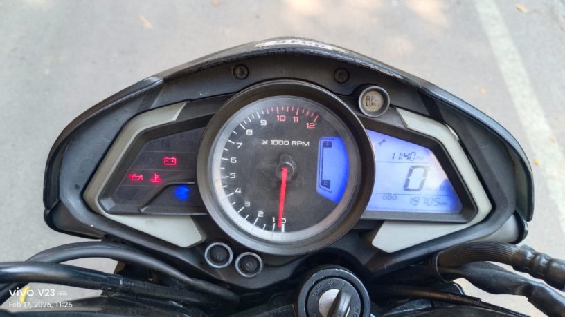 bajaj-pulsar-ns-200-showroom-condition-clear-document-ct-big-0