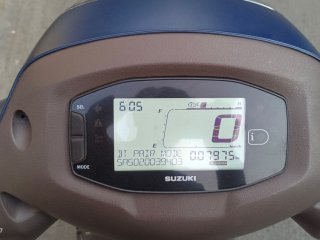 suzuki-access-125-bt-edition-7975kms-running-with-well-maintained-vehicle-like-new-2653