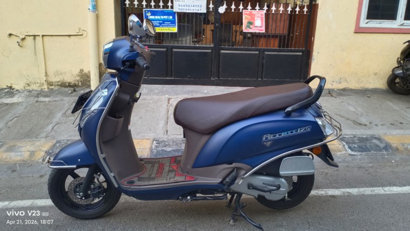 suzuki-access-125-bt-edition-7975kms-running-with-well-maintained-vehicle-like-new-2653-big-3
