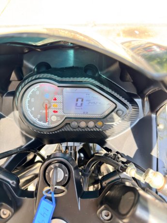 bajaj-pulsar-220-showroom-condition-clear-document-big-0