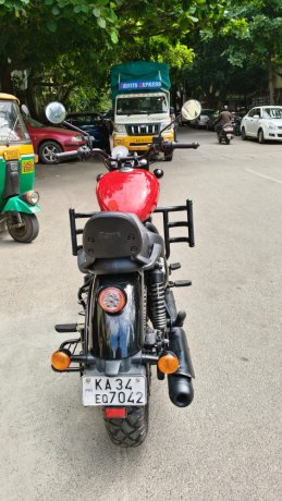 royal-enfield-meteor-2023-showroom-condition-excellent-condition-powerful-engine-smooth-riding-big-2