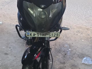 bajaj-pulsar-220-excellent-condition-clear-document-ct
